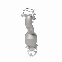 Load image into Gallery viewer, MagnaFlow Exhaust Products 5582608 California CARB Direct-Fit Catalytic Converter for Select Chevrolet Colorado, GMC Canyon