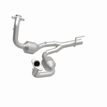Load image into Gallery viewer, MagnaFlow Exhaust Products 49070 OEM Grade Direct-Fit Catalytic Converter for Select Jeep Grand Cherokee