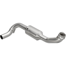 Load image into Gallery viewer, MagnaFlow Exhaust Products 4451166 California CARB Direct-Fit Catalytic Converter for Select Lincoln Navigator