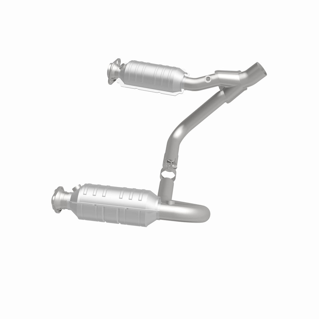 MagnaFlow Exhaust Products 49832 OEM Grade Direct-Fit Catalytic Converter for Select Chrysler Aspen, Dodge Durango