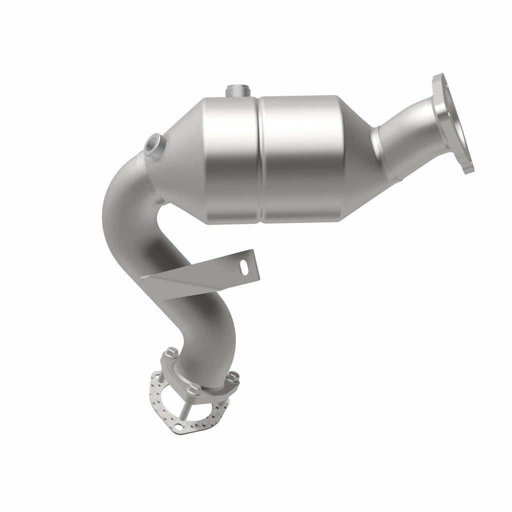 MagnaFlow Exhaust Products 49135 OEM Grade Direct-Fit Catalytic Converter for Select Audi A4 Quattro, Audi A5 Quattro, Audi A6 Quattro, Audi A7 Quattro, Audi A8 Quattro, Audi Q5, Audi S4, Audi S5, Audi SQ5