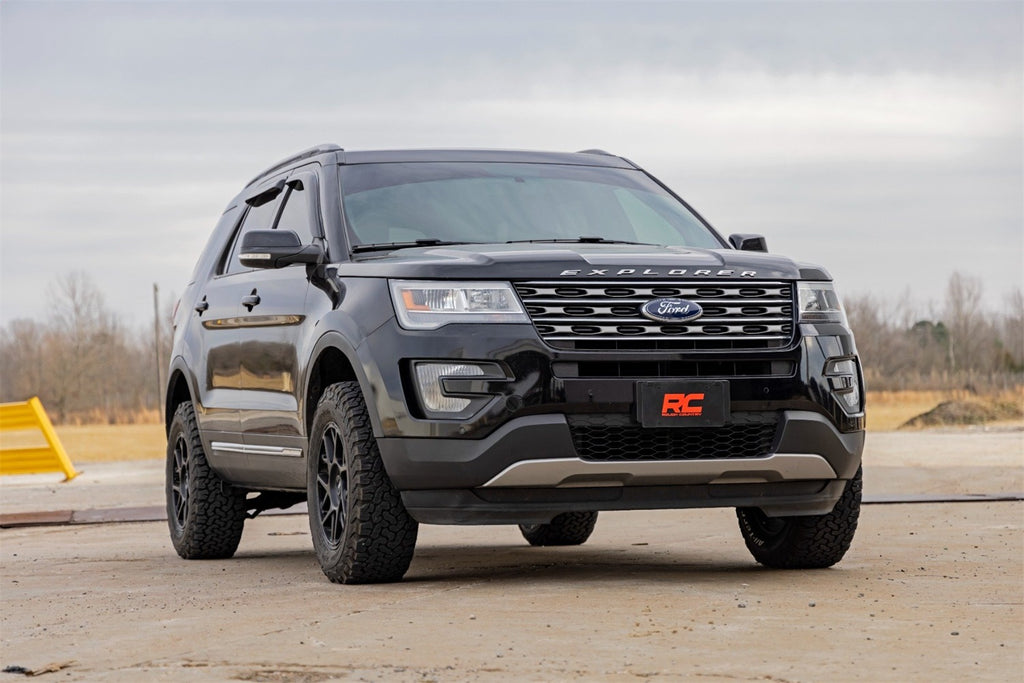 Rough Country 400031 Leveling Strut Kit for Select Ford Explorer