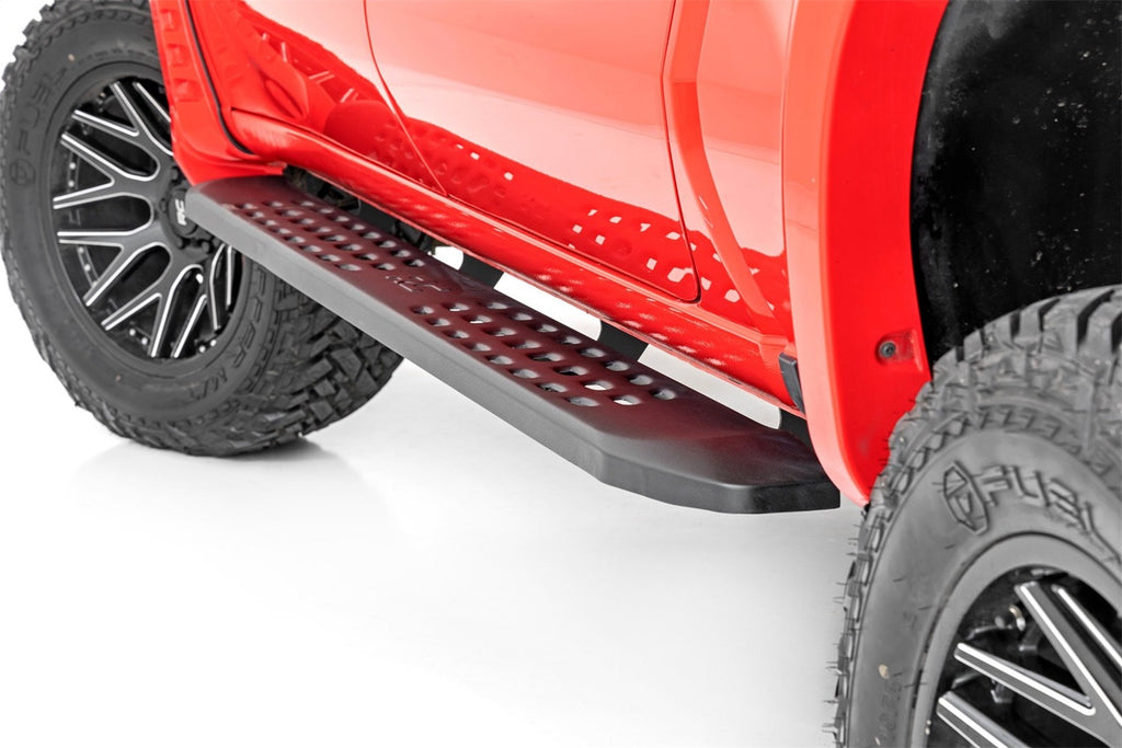 Rough Country 44002 Running Boards for Select Chevrolet Silverado 1500, Chevrolet Silverado HD, Chevrolet Silverado HD, GMC Sierra 1500, GMC Sierra HD, GMC Sierra HD