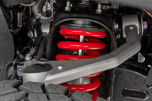 Load image into Gallery viewer, Rough Country 73200 Suspension Lift Kit for Select Toyota Tundra