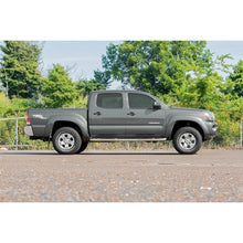 Load image into Gallery viewer, 2-Inch-Tacoma-Leveling-Strut-Extensions-(05-20-Tacoma)-Rough-Country
