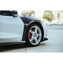 Load image into Gallery viewer, 20-21-Chevrolet-Corvette-C8-Stingray-Carbon-Fiber-Front-Fender