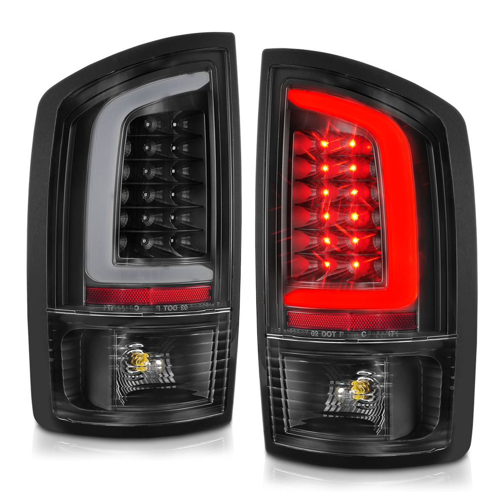 2002-2006-Dodge-Ram-1500-Led-Tail-Lights-W-Light-Bar-Black-Housing-Clear-Lens