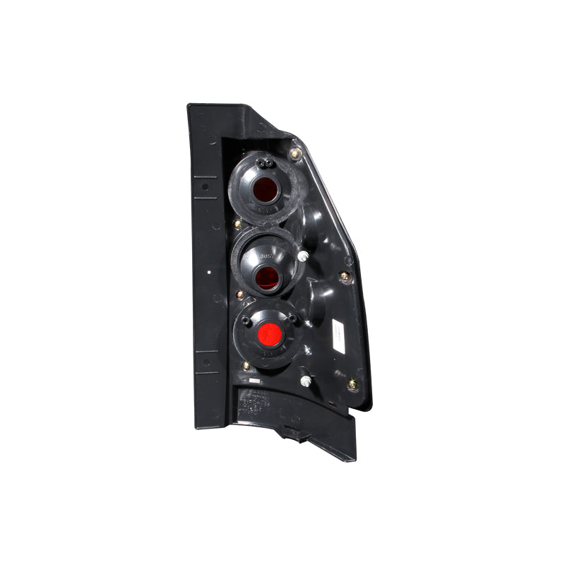 2002-2008-Gmc-Envoy-Taillights-Black