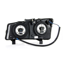 Load image into Gallery viewer, 2003-2006-Chevrolet-Silverado-1500-Crystal-Headlights-W-Halo-Black