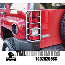 Load image into Gallery viewer, 2006-2011-Hummer-H3-Tail-Light-Guar