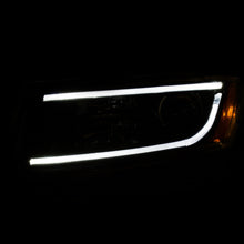 Load image into Gallery viewer, 2014-2015-Jeep-Grand-Cherokee-Projector-Headlights-W-Plank-Style-Design-Black