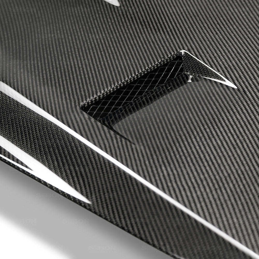 2017-2018-Nissan-Gtr-R35-Gtii-Style-Carbon-Fiber-Hood