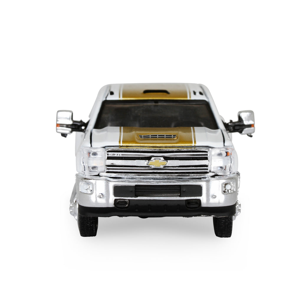 2018-Chevrolet-3500-Dually-With-2018-Chevrolet-Camaro-Ss-With-Hd-Trailer