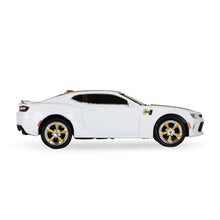 Load image into Gallery viewer, 2018-Chevrolet-3500-Dually-With-2018-Chevrolet-Camaro-Ss-With-Hd-Trailer