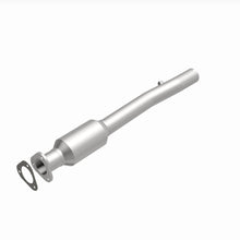 Load image into Gallery viewer, MagnaFlow Exhaust Products 55321 HM Grade Direct-Fit Catalytic Converter for Select Ford E-150, Ford E-150 Club Wagon, Ford E-150 Econoline, Ford E-150 Econoline Club Wagon, Ford E-250, Ford E-250 Econoline, Ford E-350 Club Wagon, Ford E-350 Econoline,