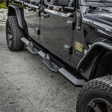 Load image into Gallery viewer, 2020-Jeep-Gladiator-Hdx-Xtreme-Nerf-Step-Bars---Textured-Black