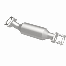Load image into Gallery viewer, MagnaFlow Exhaust Products 5671266 California CARB Direct-Fit Catalytic Converter for Select Hyundai Elantra