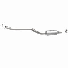 Load image into Gallery viewer, MagnaFlow Exhaust Products 51375 OEM Grade Direct-Fit Catalytic Converter for Select BMW 525i, BMW 525xi, BMW 528i, BMW 528i xDrive, BMW 528xi, BMW 530i, BMW 530xi