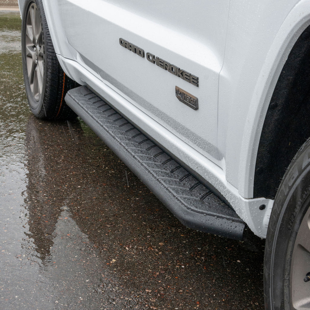 ARIES 2051009 AeroTread 5" x 67" Polished Stainless Running Boards, Select Jeep Grand Cherokee for Select Jeep Grand Cherokee