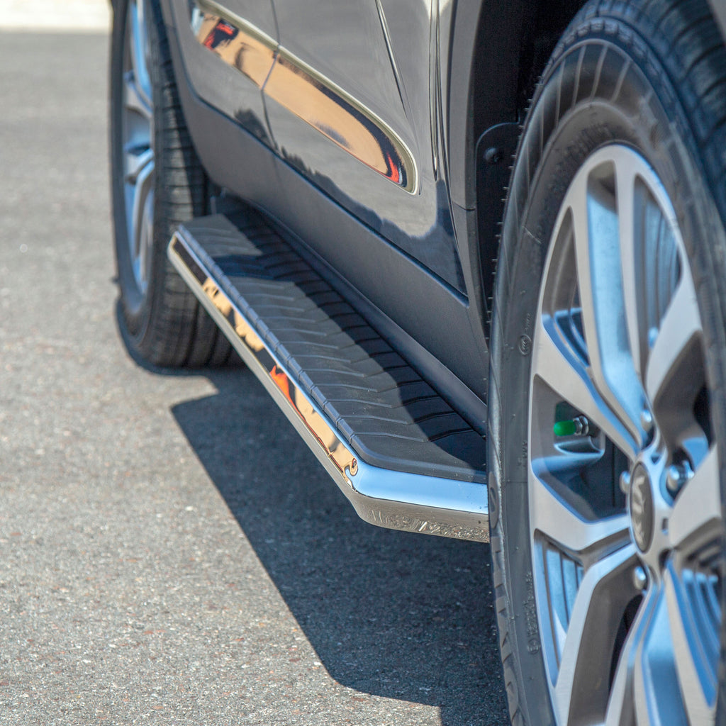 ARIES 2051039 AeroTread 5" x 67" Polished Stainless Running Boards, Select Sportage, Tucson for Select Kia Sportage