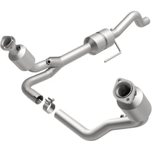 Load image into Gallery viewer, MagnaFlow Exhaust Products 458047 California CARB Direct-Fit Catalytic Converter for Select Dodge Durango