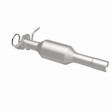 Load image into Gallery viewer, MagnaFlow Exhaust Products 5671196 California CARB Direct-Fit Catalytic Converter for Select Ford Focus