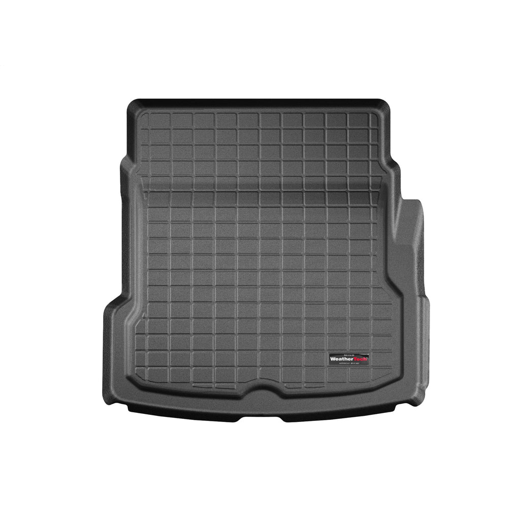 20C-Jaguar-Xe-Black-Cargo-Liners-Trunk