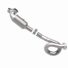 Load image into Gallery viewer, MagnaFlow Exhaust Products 5551029 California CARB Direct-Fit Catalytic Converter for Select Jeep Wrangler