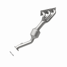 Load image into Gallery viewer, MagnaFlow Exhaust Products 49774 OEM Grade Manifold Catalytic Converter for Select BMW 525i, BMW 525xi, BMW 530i, BMW 530xi