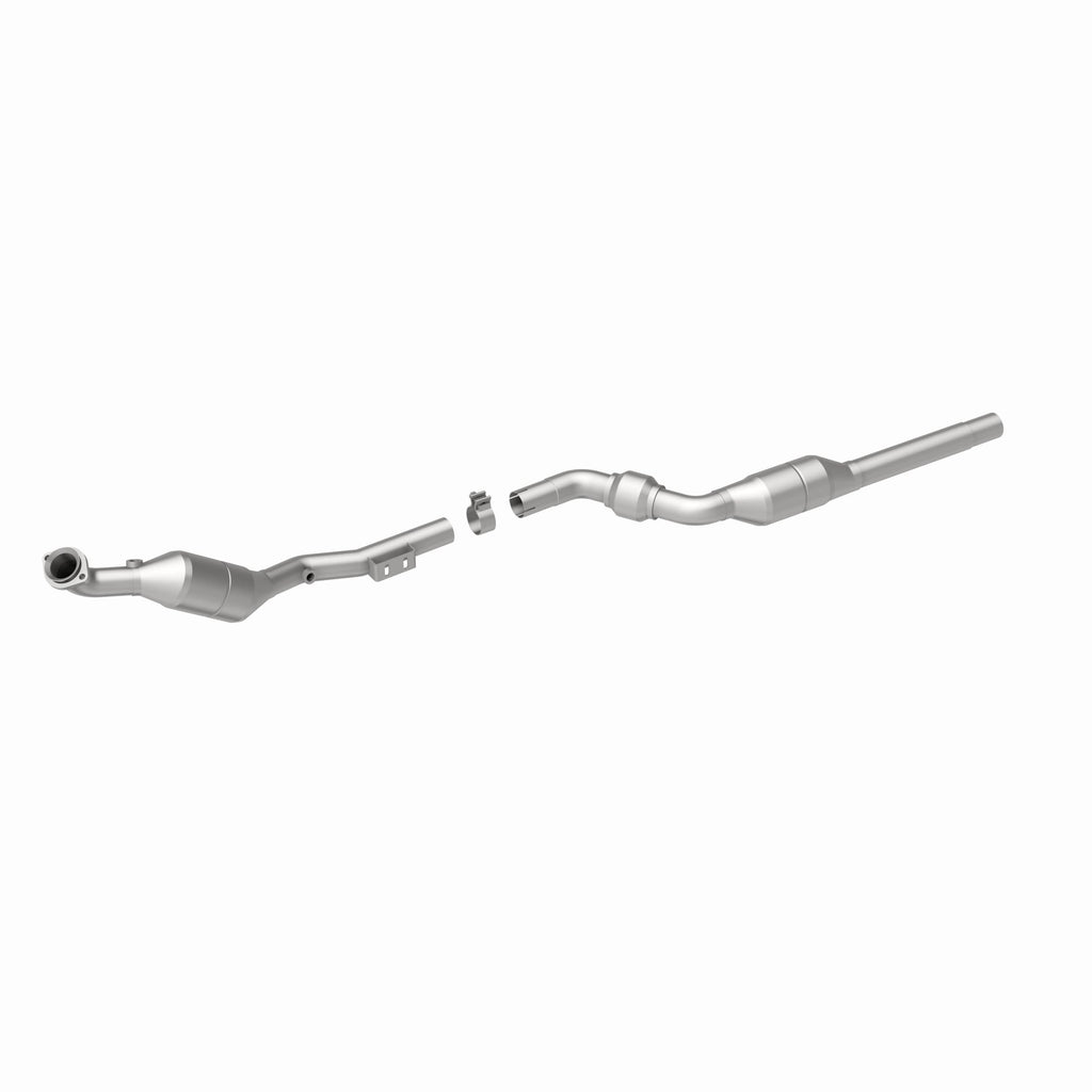 MagnaFlow Exhaust Products 51823 OEM Grade Direct-Fit Catalytic Converter for Select Mercedes-Benz E320