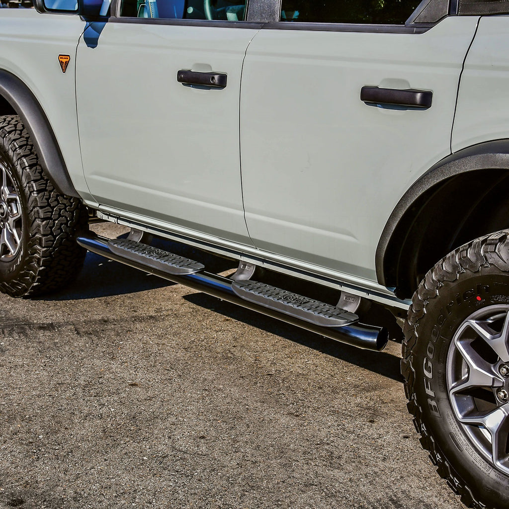 21-22-Ford-Bronco-(4-Door)-Pro-Traxx-4-Oval-Nerf-Step-Bars---Textured-Black