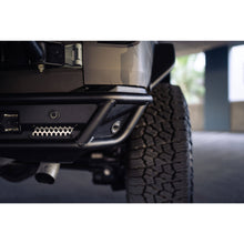 Load image into Gallery viewer, 21-23-Ford-Bronco-Competition-Series-Rear-Bumper