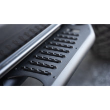 Load image into Gallery viewer, 21-23-Ford-Bronco-Oe-Plus-2-Door-Side-Steps