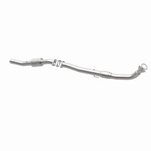 Load image into Gallery viewer, MagnaFlow Exhaust Products 458063 California CARB Direct-Fit Catalytic Converter for Select Chevrolet Silverado HD, GMC Sierra HD