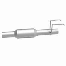 Load image into Gallery viewer, MagnaFlow Exhaust Products 3391292 California CARB Direct-Fit Catalytic Converter for Select Dodge B150, Dodge B1500, Dodge B250, Dodge B2500, Dodge B350, Dodge B3500