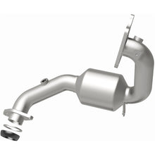 Load image into Gallery viewer, MagnaFlow Exhaust Products 551439 California CARB Direct-Fit Catalytic Converter for Select Nissan Juke