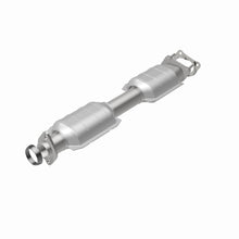 Load image into Gallery viewer, MagnaFlow Exhaust Products 23388 Standard Grade Direct-Fit Catalytic Converter for Select Ford Bronco II, Ford Explorer, Ford Ranger, Mazda Navajo
