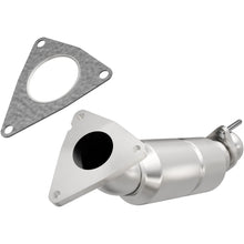 Load image into Gallery viewer, MagnaFlow Exhaust Products 23477 HM Grade Direct-Fit Catalytic Converter for Select Chevrolet Camaro, Pontiac Firebird