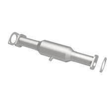 Load image into Gallery viewer, MagnaFlow Exhaust Products 3391352 California CARB Direct-Fit Catalytic Converter for Select Ford Bronco II, Ford Ranger