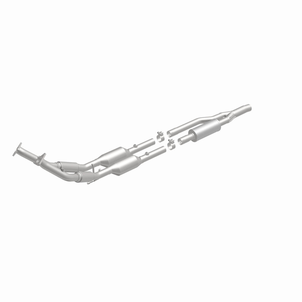MagnaFlow Exhaust Products 49873 OEM Grade Direct-Fit Catalytic Converter for Select Audi A3 Quattro, Volkswagen R32