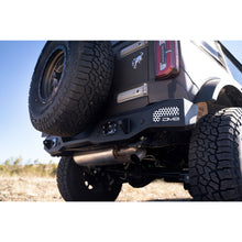 Load image into Gallery viewer, 21C-Bronco-Mto-Series-Rear-Bumper(License-Brkt-Included)Predrilled-Factory-Sensory-Holes
