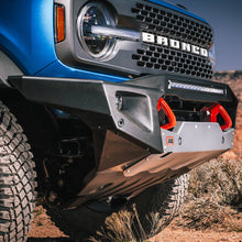 Load image into Gallery viewer, 21C-Bronco-Non-Winch-Front-Bumper-Includes-Integrated-Led-Light-Bar