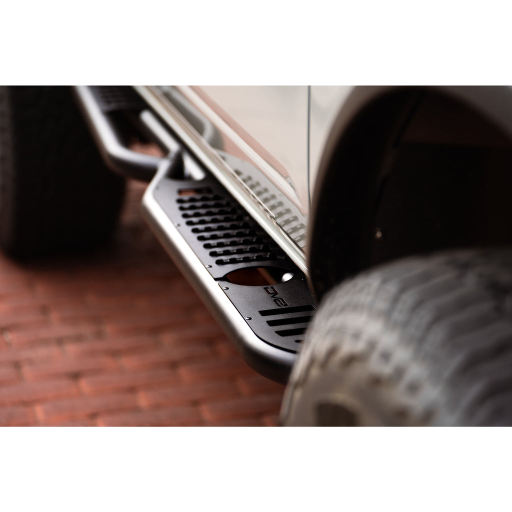 21C-Bronco-Oe-Plus-Series-Side-Steps-Steel-Micro-Texture-Powder-Coat-Finish