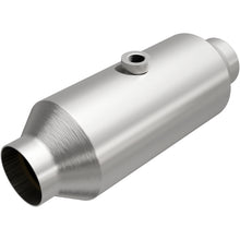 Load image into Gallery viewer, MagnaFlow Exhaust Products 5561356 California CARB Universal Catalytic Converter for Select Cadillac CT6, Chrysler 300, Chrysler Sebring, Dodge Challenger, Dodge Charger, Dodge Magnum, Ford Mustang, Honda CR-V, Hyundai Sonata, Jaguar F-Type, Jaguar XF,