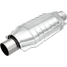 Load image into Gallery viewer, MagnaFlow Exhaust Products 5592305 California CARB Universal Catalytic Converter for Select Acura MDX, Buick Envision, Cadillac SRX, Chevrolet Captiva Sport, Chevrolet Colorado, Ford Escape, Ford Explorer, GMC Canyon, Honda Odyssey, Honda Pilot, Honda