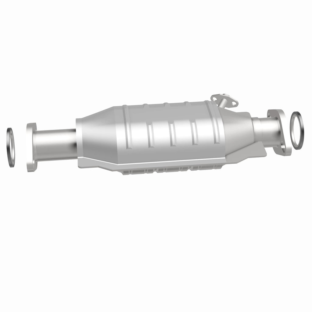 MagnaFlow Exhaust Products 23895 Standard Grade Direct-Fit Catalytic Converter for Select Toyota Pickup