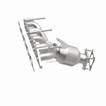Load image into Gallery viewer, MagnaFlow Exhaust Products 22-138 OEM Grade Manifold Catalytic Converter for Select Volvo S60, Volvo V70