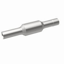 Load image into Gallery viewer, MagnaFlow Exhaust Products 3391488 California CARB Direct-Fit Catalytic Converter for Select Chevrolet Blazer, Chevrolet C1500 Suburban, Chevrolet C2500 Suburban, Chevrolet K1500 Suburban, Chevrolet K2500 Suburban, GMC C1500 Suburban, GMC C2500 Suburban,
