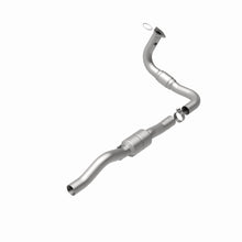 Load image into Gallery viewer, MagnaFlow Exhaust Products 447261 California CARB Direct-Fit Catalytic Converter for Select Chevrolet Silverado HD, GMC Sierra HD