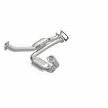 Load image into Gallery viewer, MagnaFlow Exhaust Products 454030 California CARB Direct-Fit Catalytic Converter for Select Ford Ranger, Mazda B3000